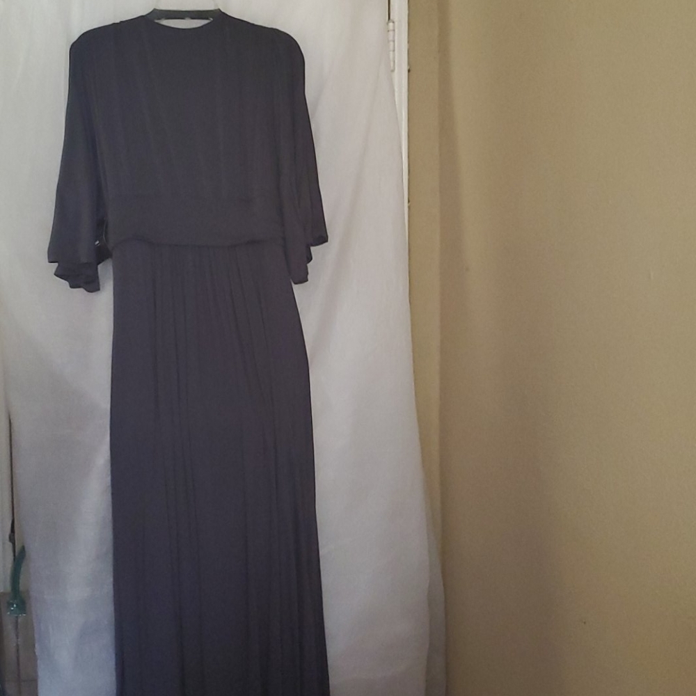 Dress - Picture 2 of 4